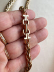 Verguld collier met strass