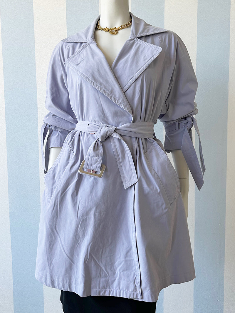 Korte lila trenchcoat