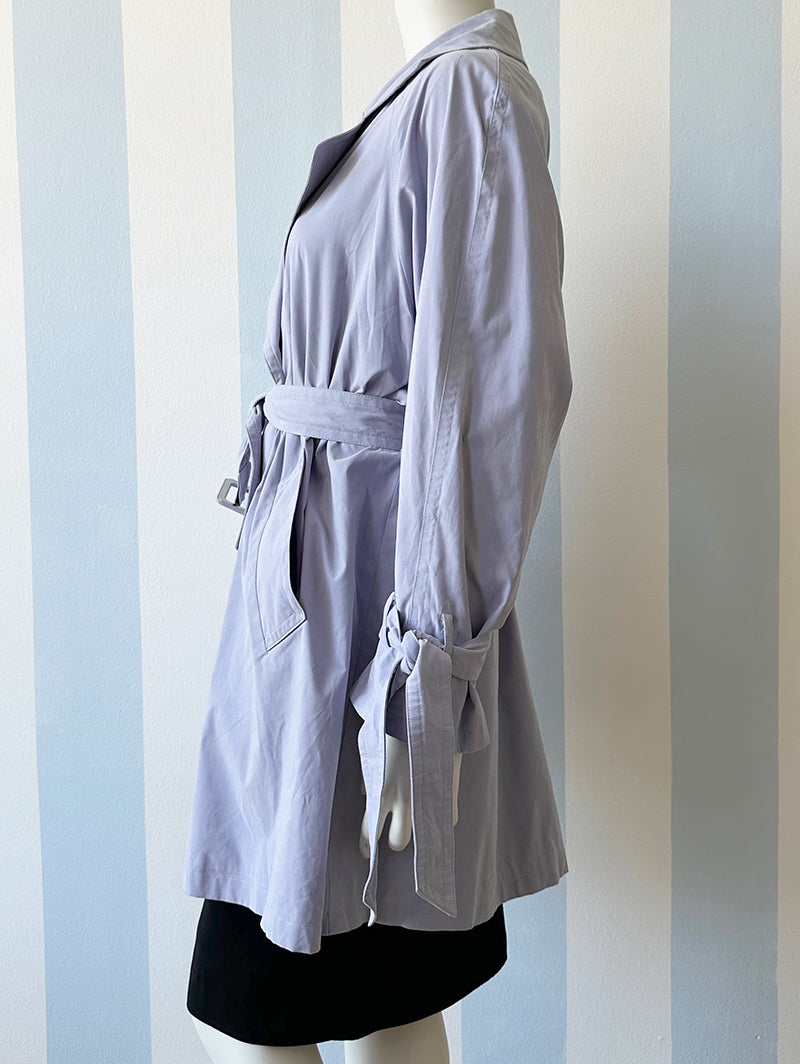 Korte lila trenchcoat