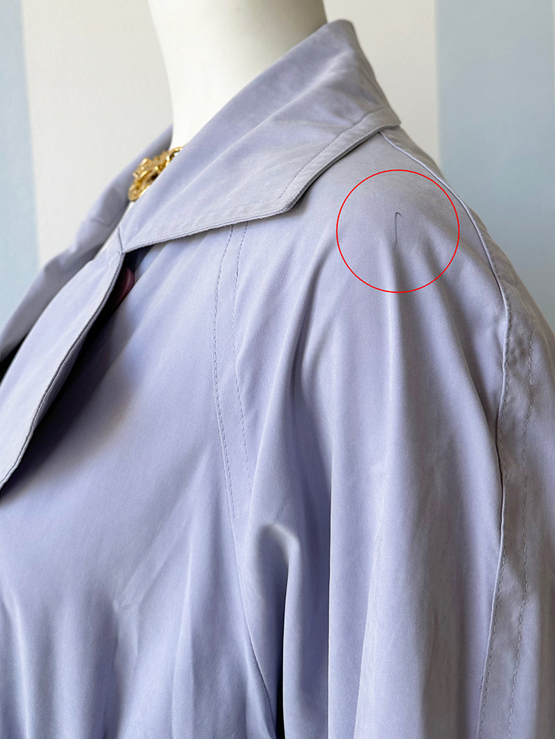 Korte lila trenchcoat