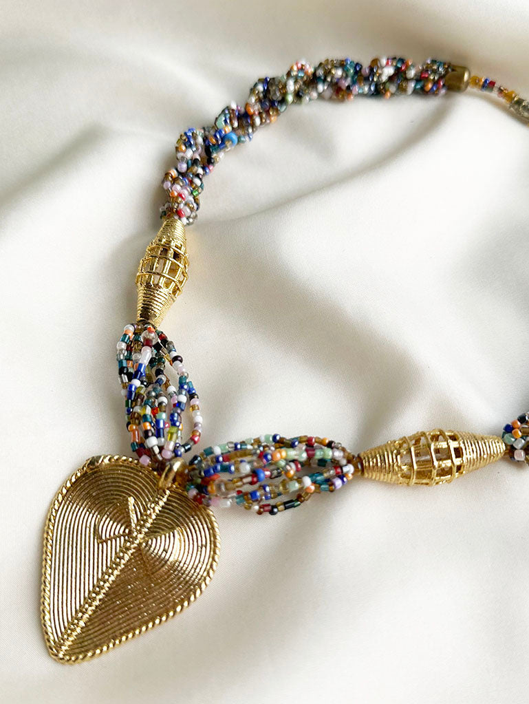 Kralenketting met gouden hart