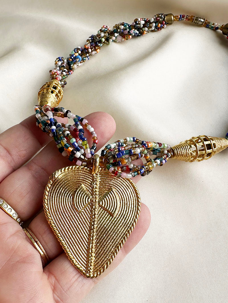 Kralenketting met gouden hart