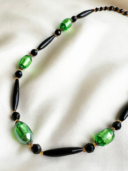 Zwart/groene glazen halsketting
