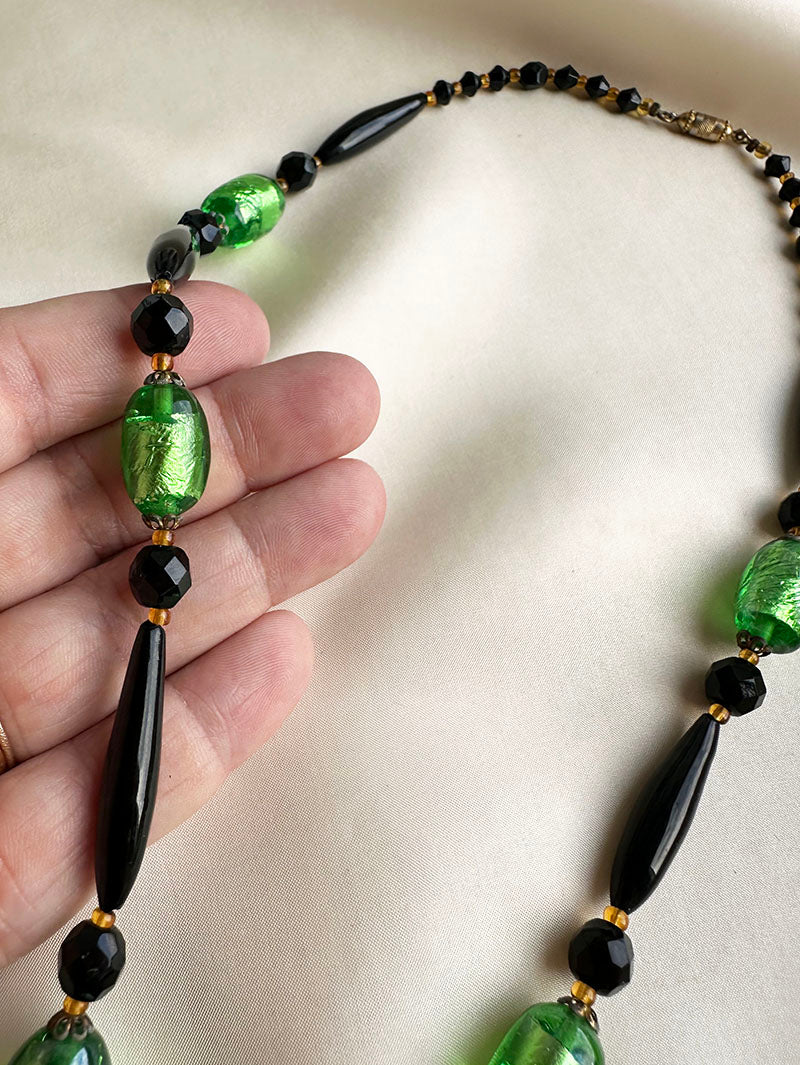 Zwart/groene glazen halsketting