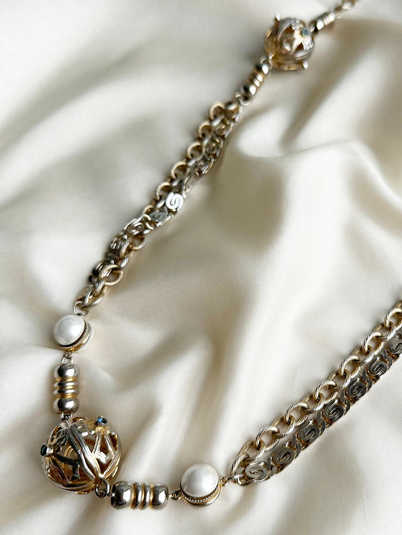 Lange ketting met grote kralen