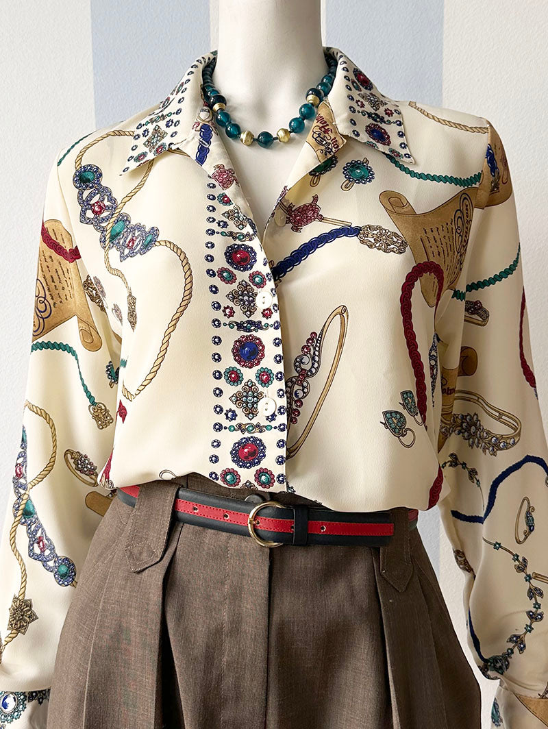 Blouse met juwelendessin
