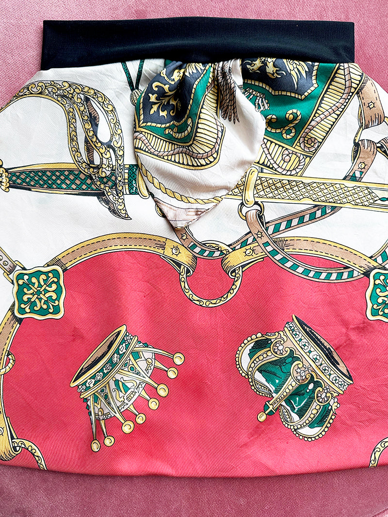 Zijden Bonbons turban met kroontjes