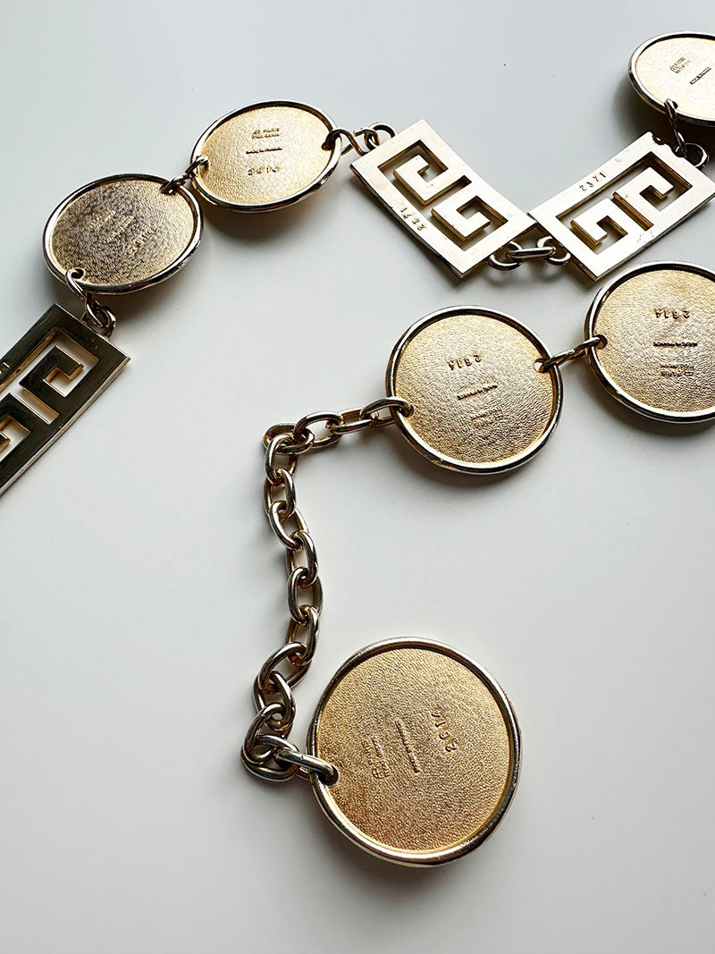 Gouden metalen ceintuur