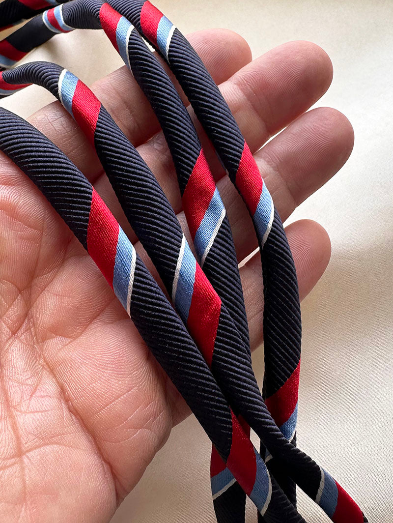 Lien de Soie - Gestreept donkerblauw
