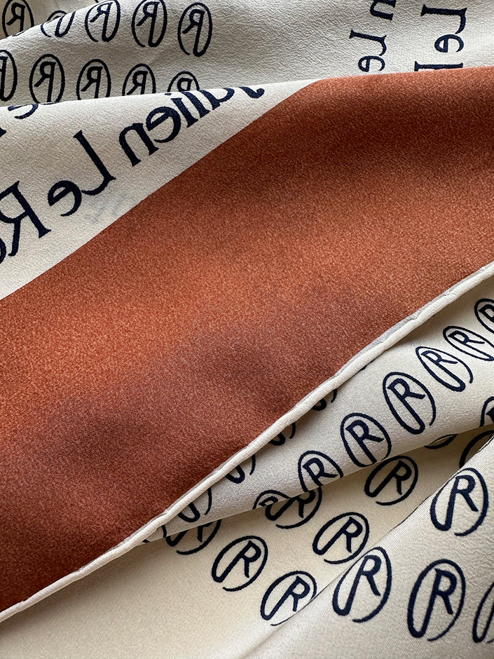 Vierkante zijden designer sjaal