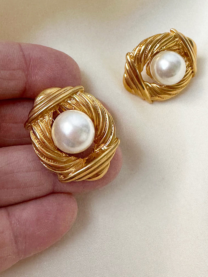 Vergulde parel clip oorbellen