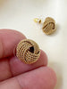 Gouden knoop oorstekers