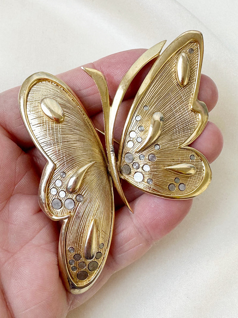 Grote(!) vergulde vlinder broche