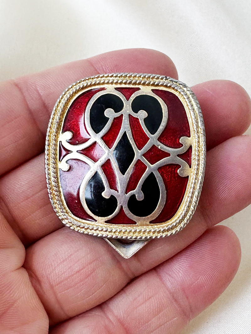 Geëmailleerde sjaalclip