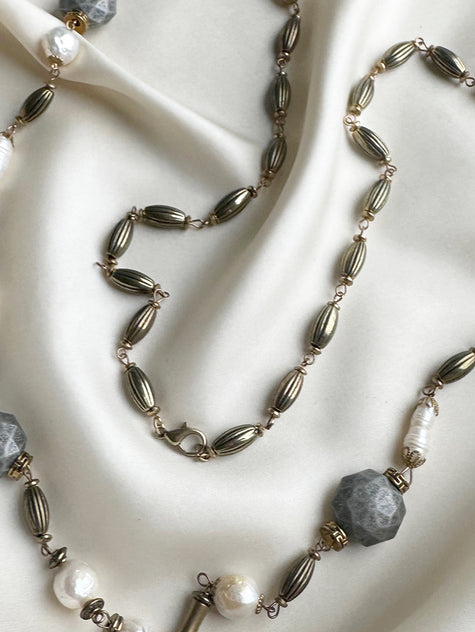 Lange ketting met parels