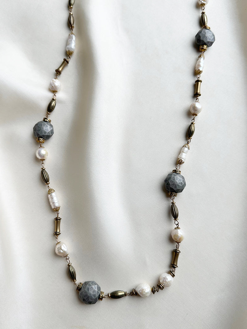 Lange ketting met parels