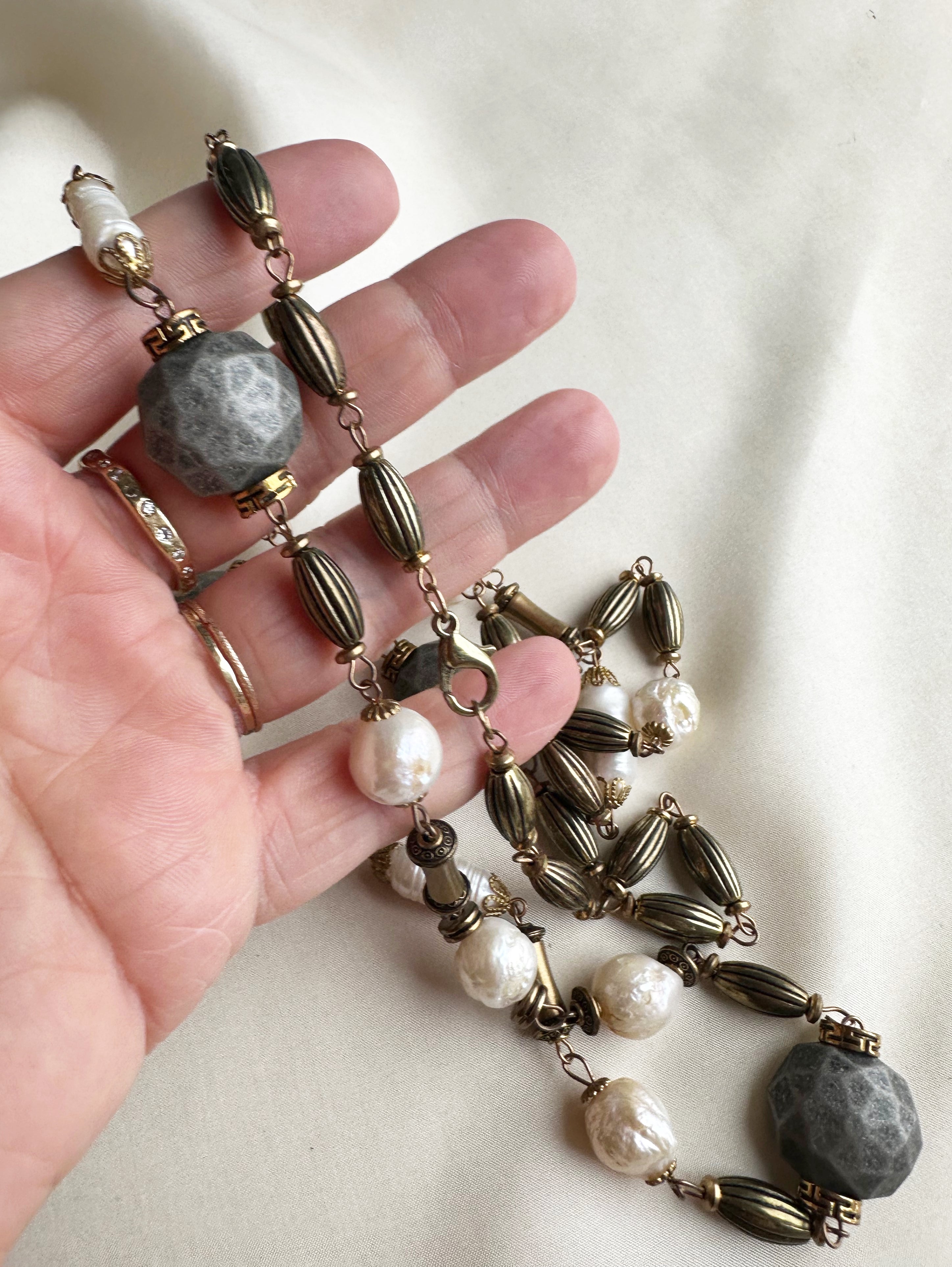 Lange ketting met parels