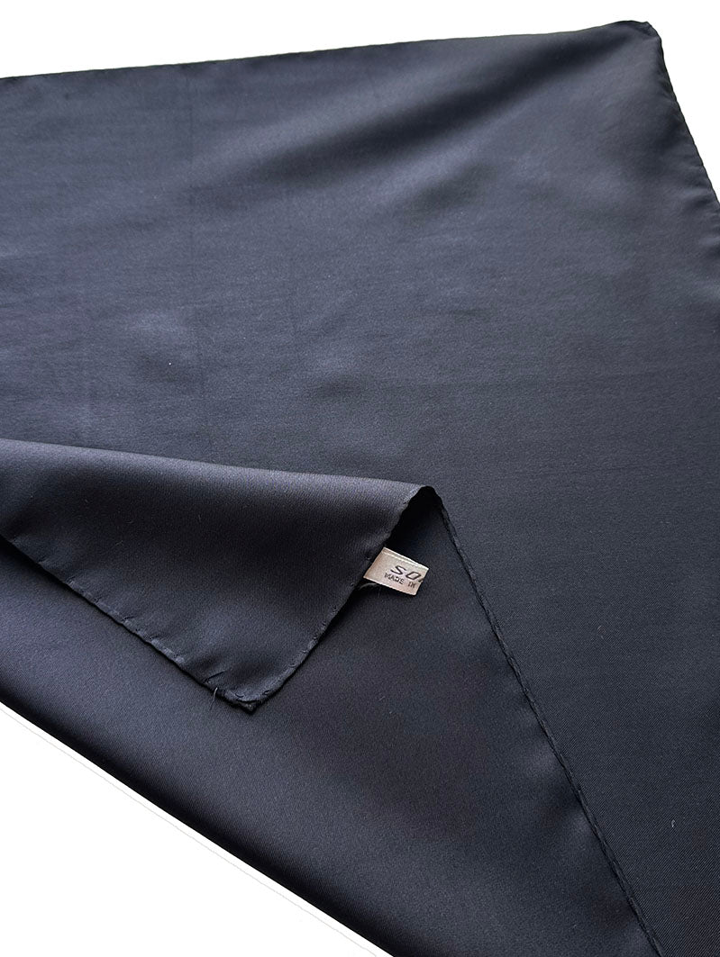 Zwarte zijden designer pochet