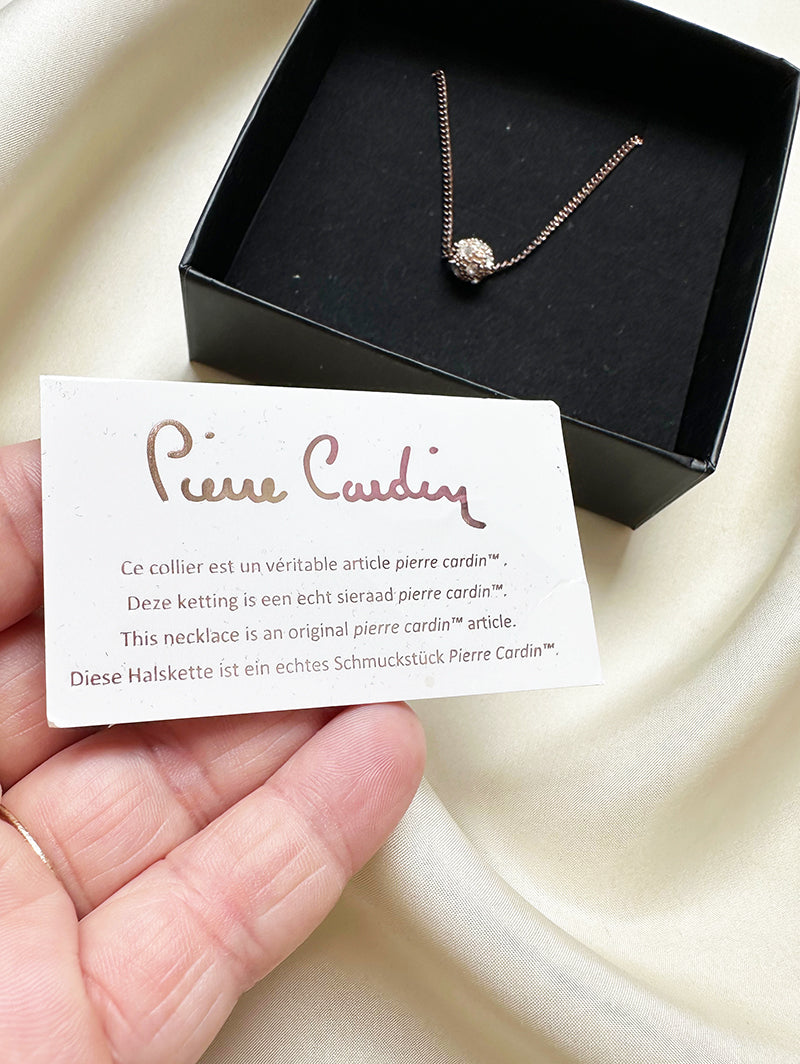 Zilveren kettinkje met balletje