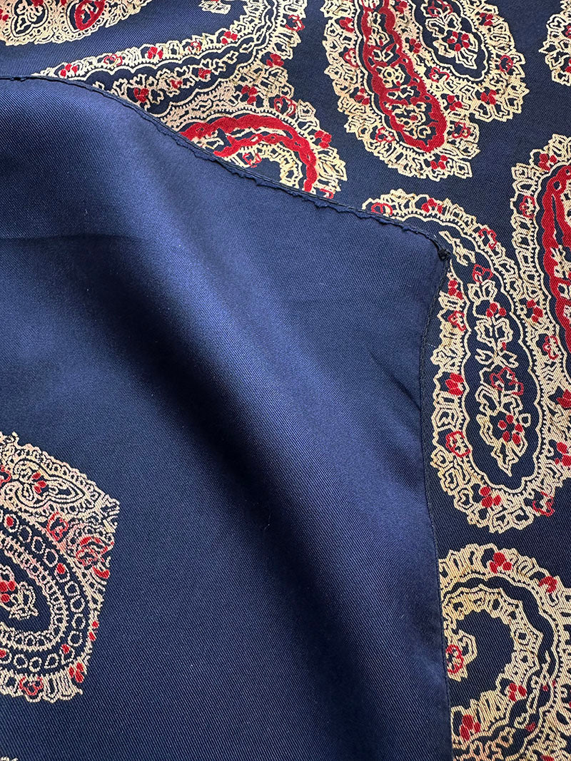 Grote donkerblauwe zijden paisley sjaal