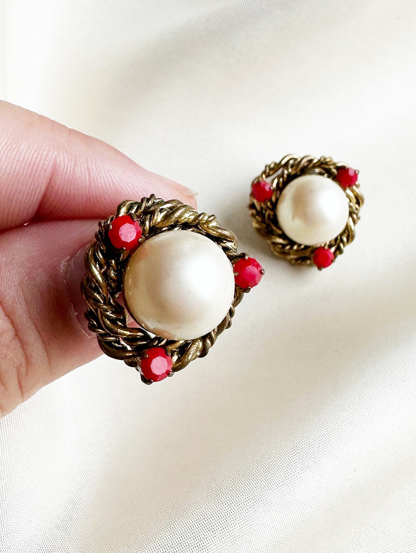 Parel & strass clip oorbellen