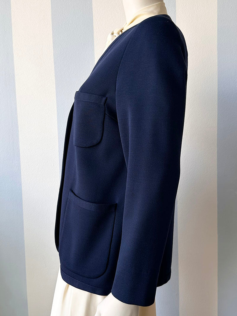 Donkerblauw tricot jasje