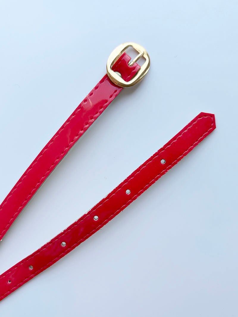 Rood lak ceintuurtje