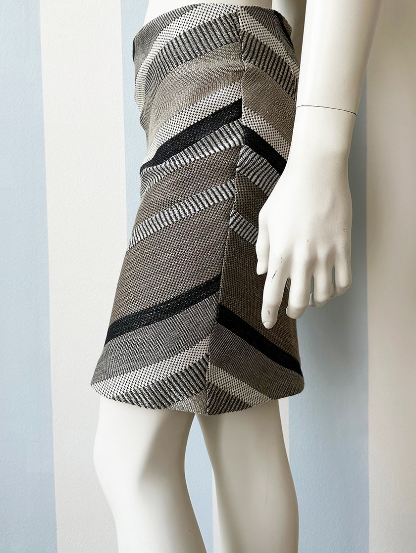 Grijs glanzend rokje