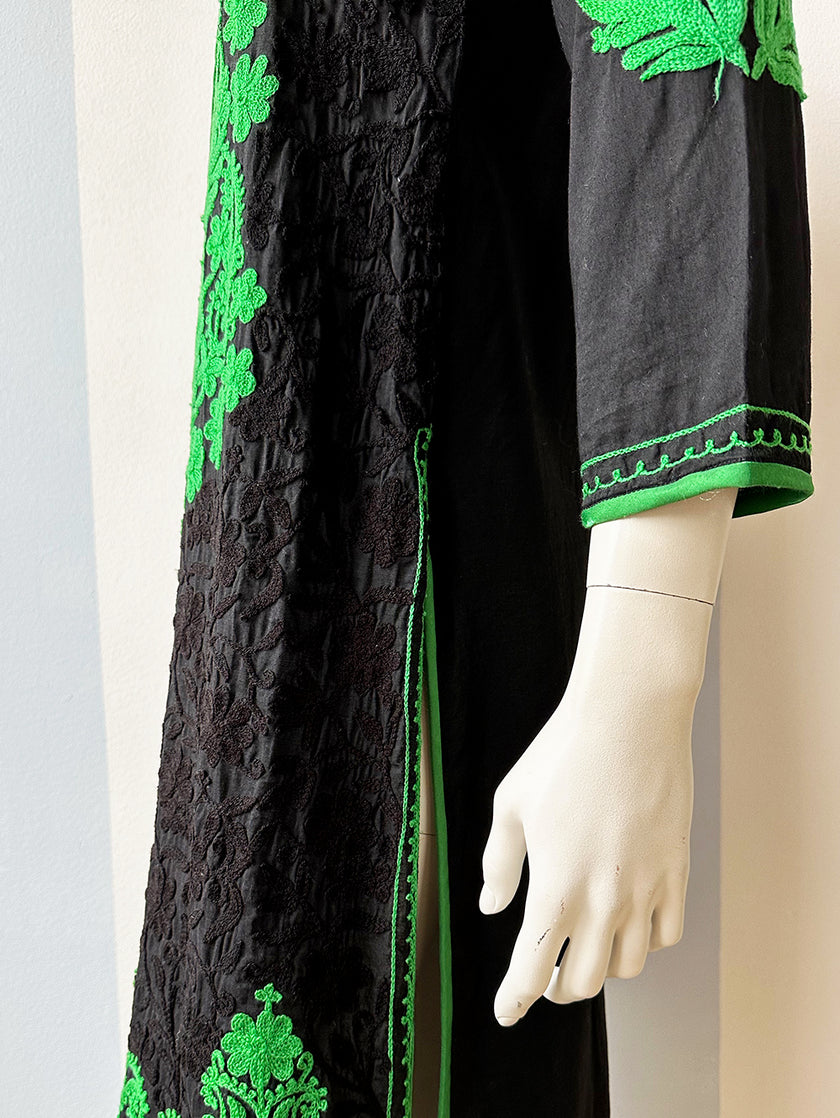 Groen/zwart geborduurde tuniek