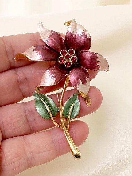 Grote bloem broche