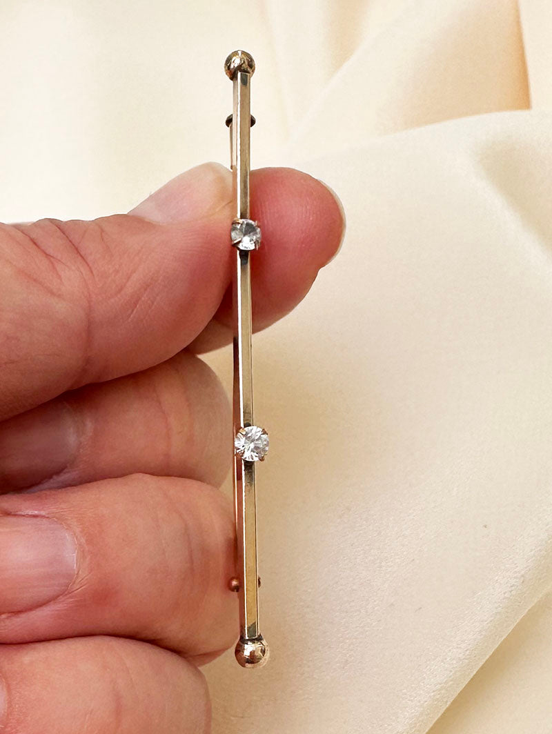 Lange smalle designer broche