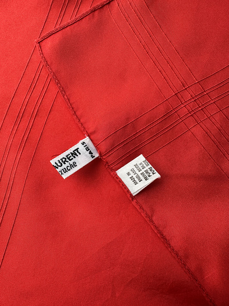 Knalrode zijden designer pochet