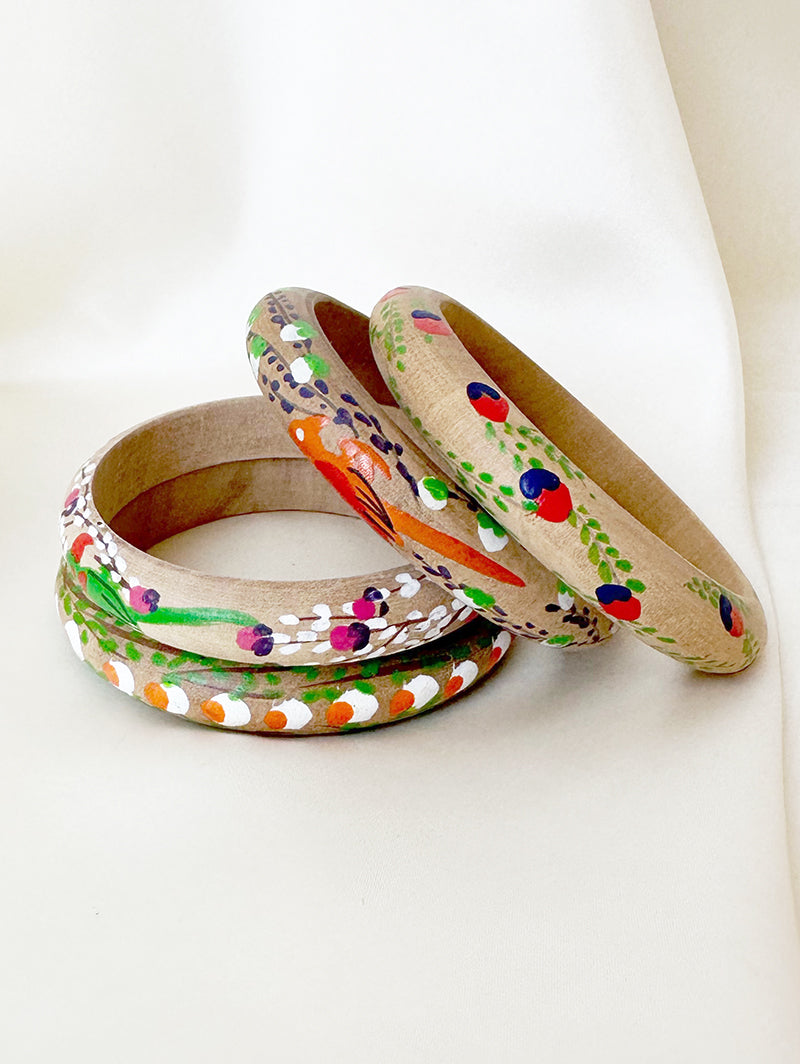 Set van 4 armbanden