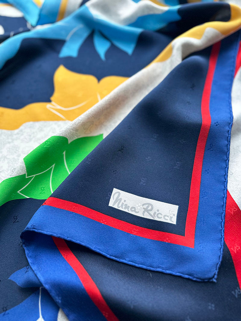 Zijden designer sjaal met strikken