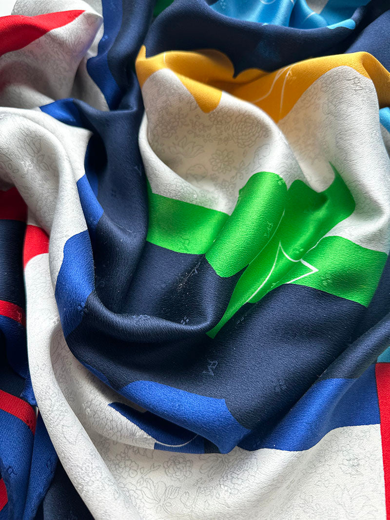 Zijden designer sjaal met strikken
