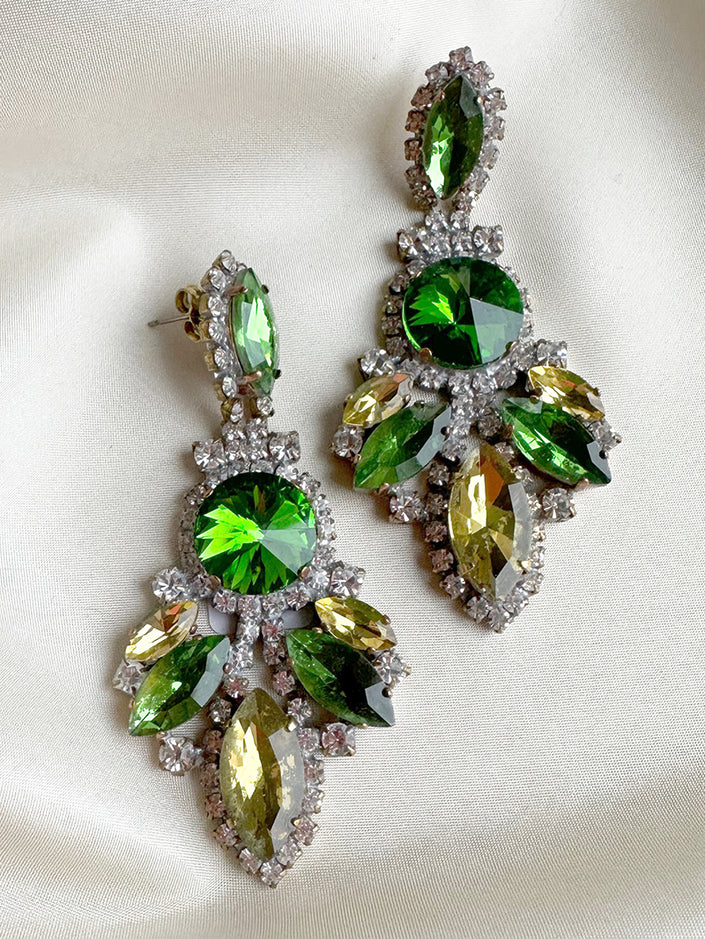 Groen/gele kristalglazen oorhangers met steker