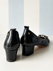 Donkerblauwe pumps met strikjes