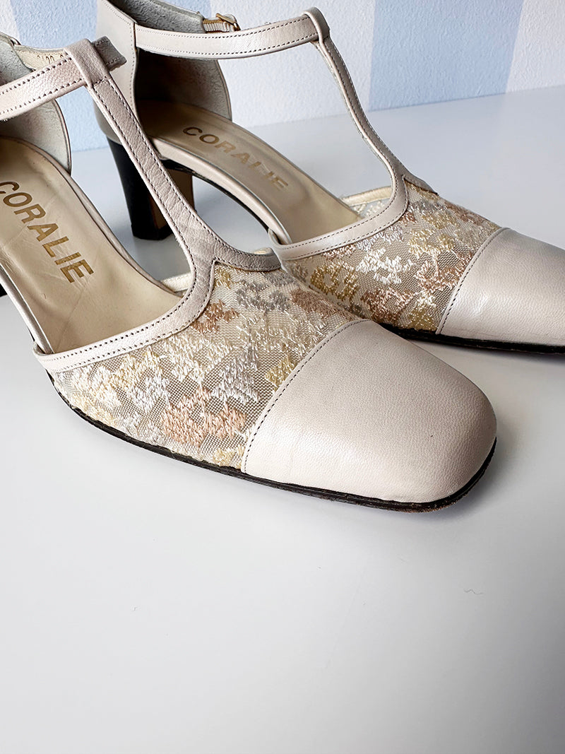 Beige leren pumps met kant | 37,5