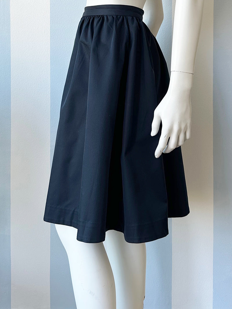 Donkerblauwe wijde rok