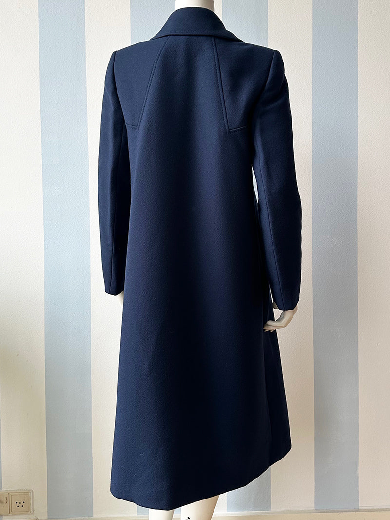 Donkerblauwe wollen mantel