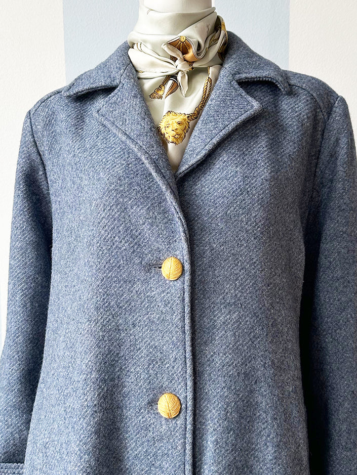Blauwe wollen mantel