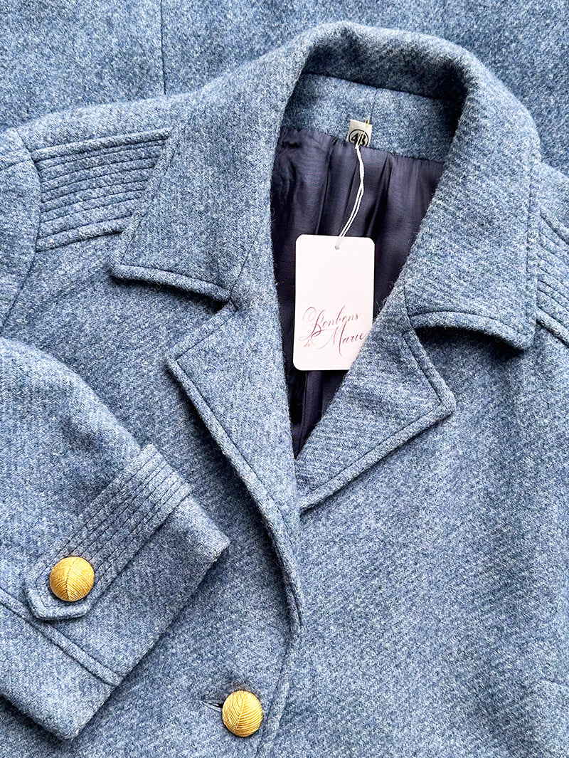 Blauwe wollen mantel