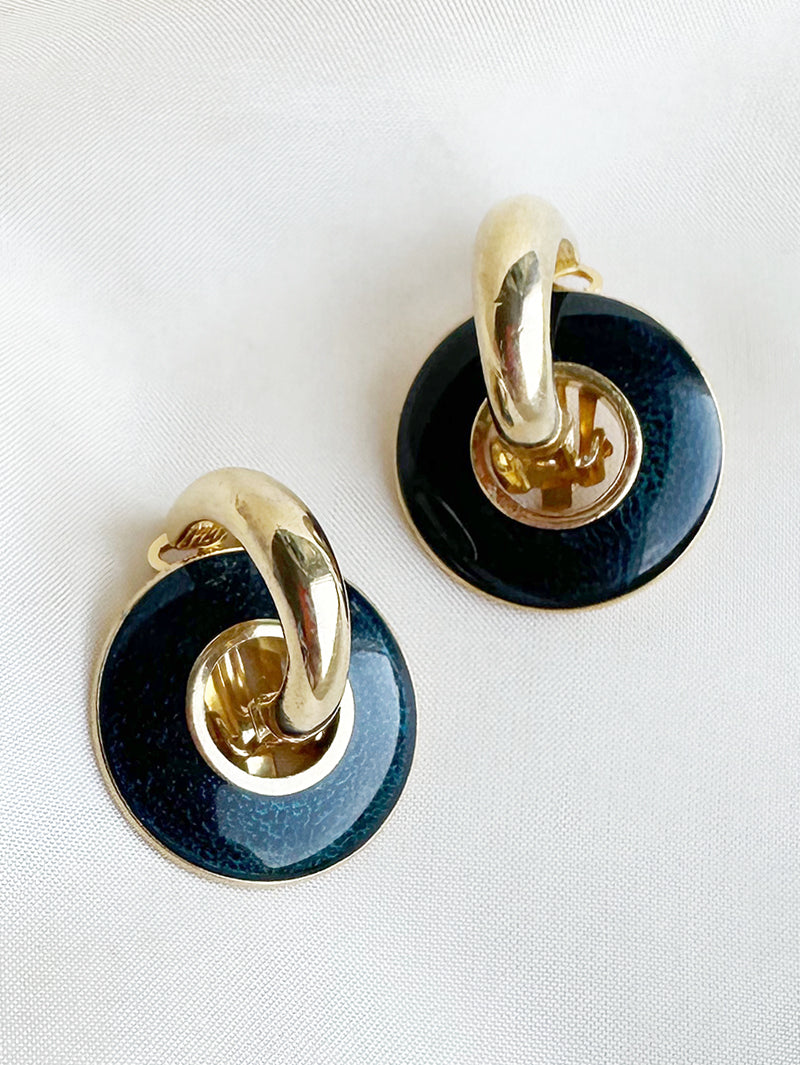 Gesigneerde clip oorbellen