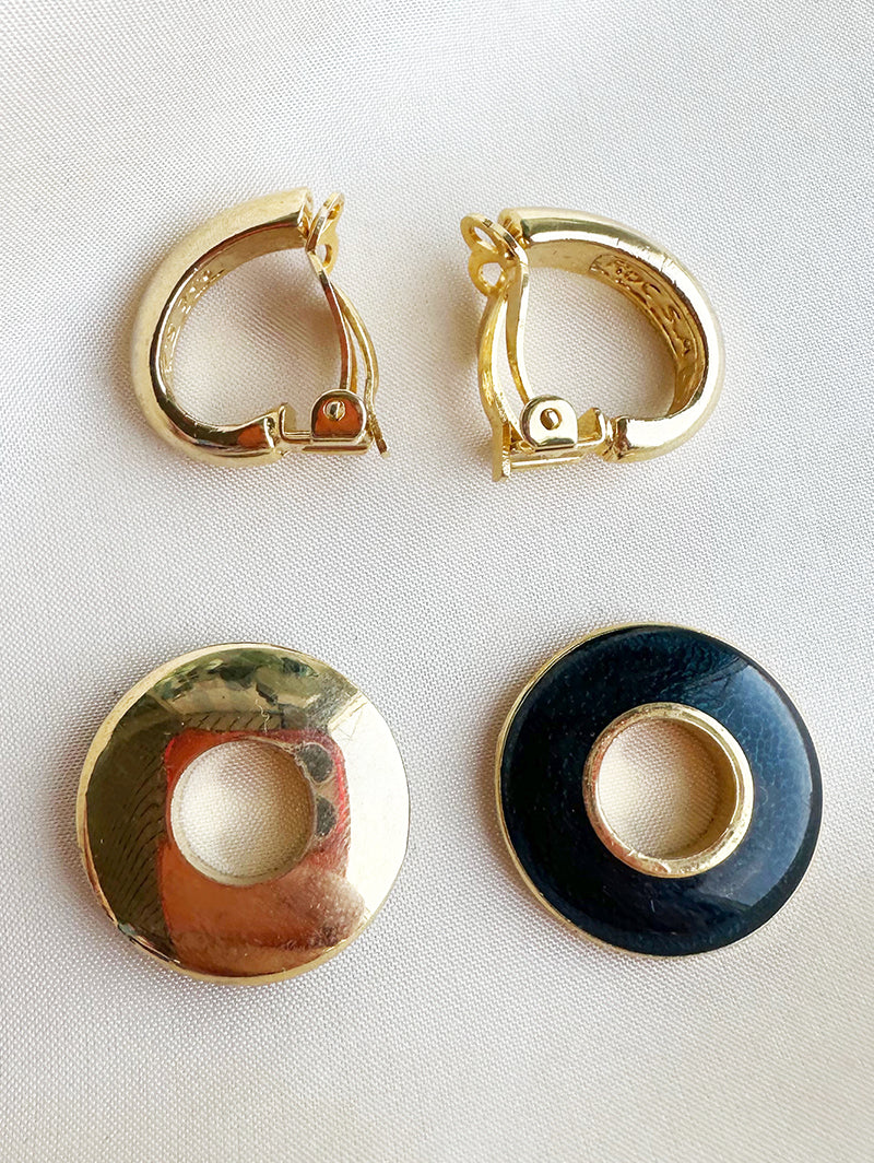 Gesigneerde clip oorbellen