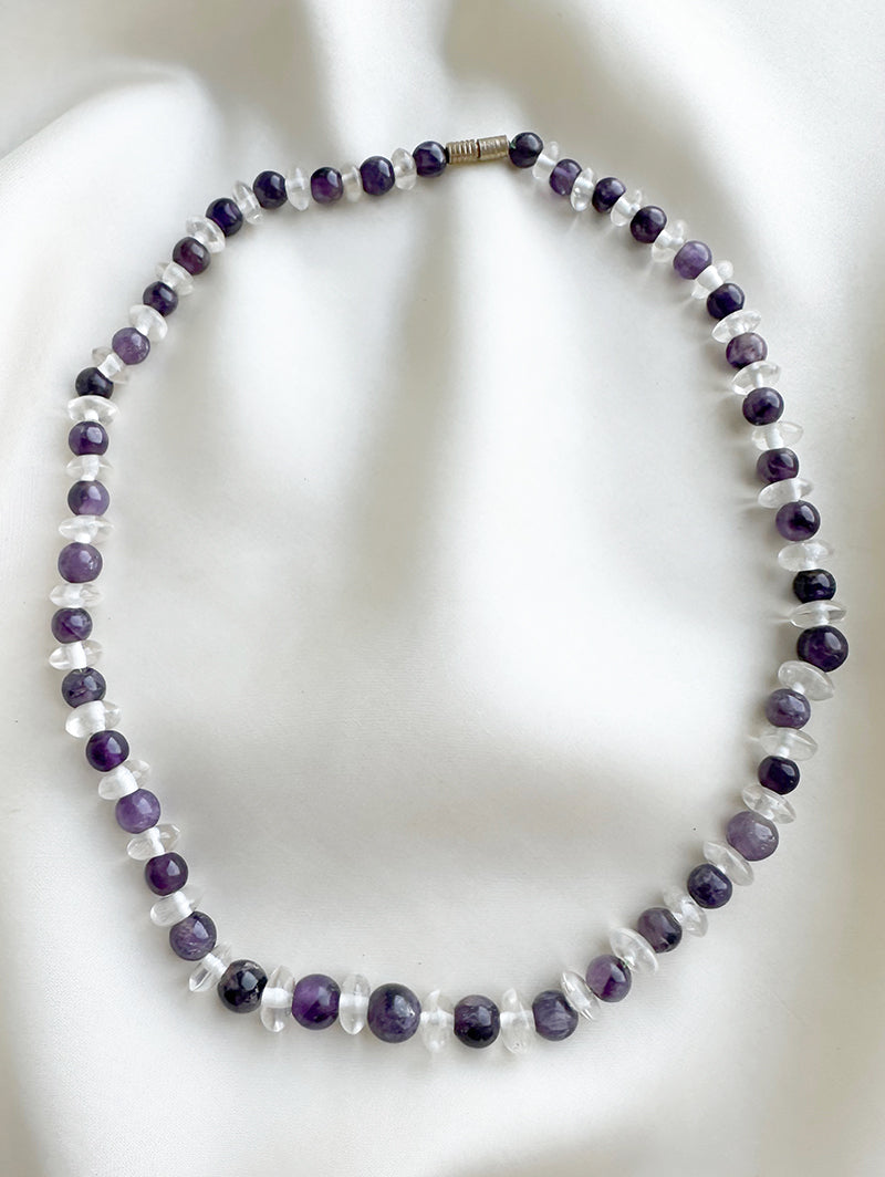 Collier van amethist en bergkristal