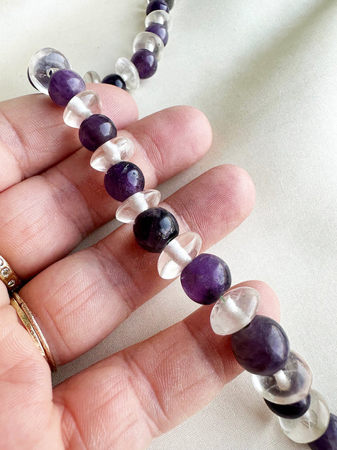 Collier van amethist en bergkristal