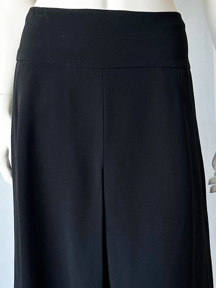 Zwarte soepelvallende rok