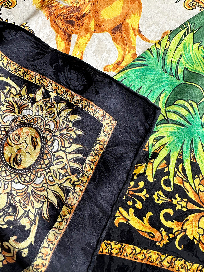 Zijden sjaal met leeuw