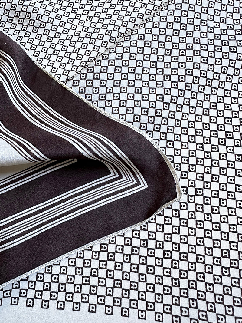 Zijden designer monogram sjaal