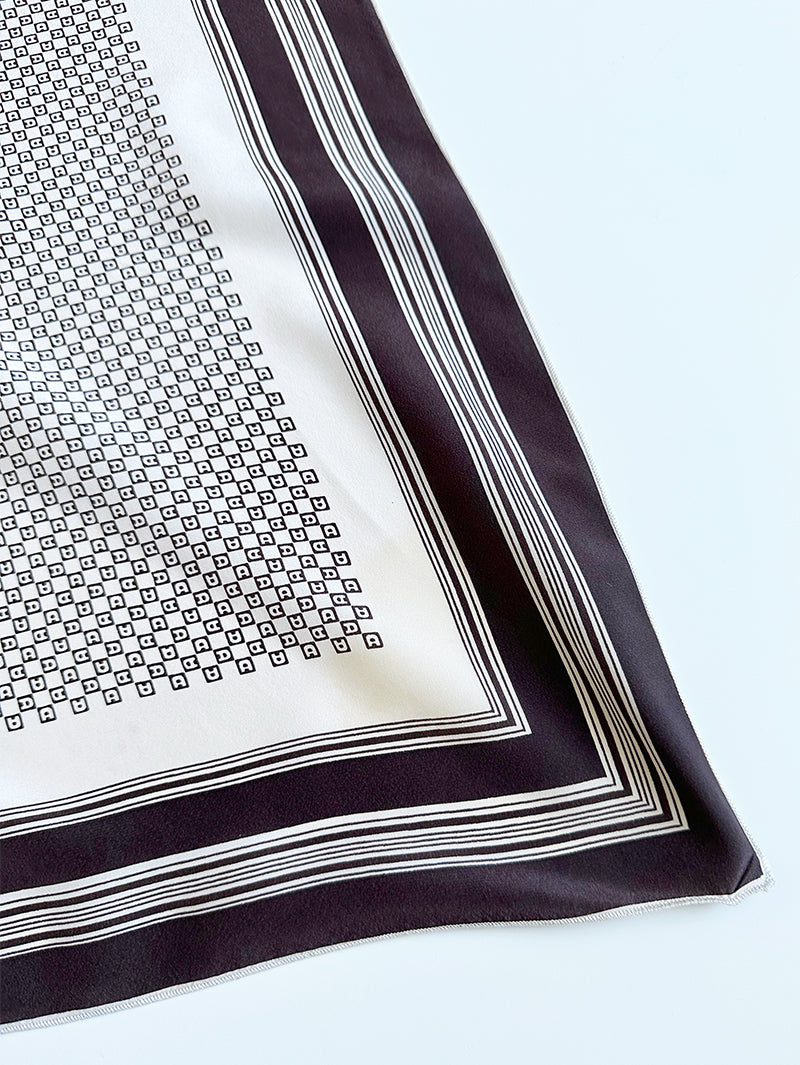 Zijden designer monogram sjaal